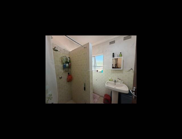 4 BEDROOM HOUSE FOR SALE IN BRACKENHURST
